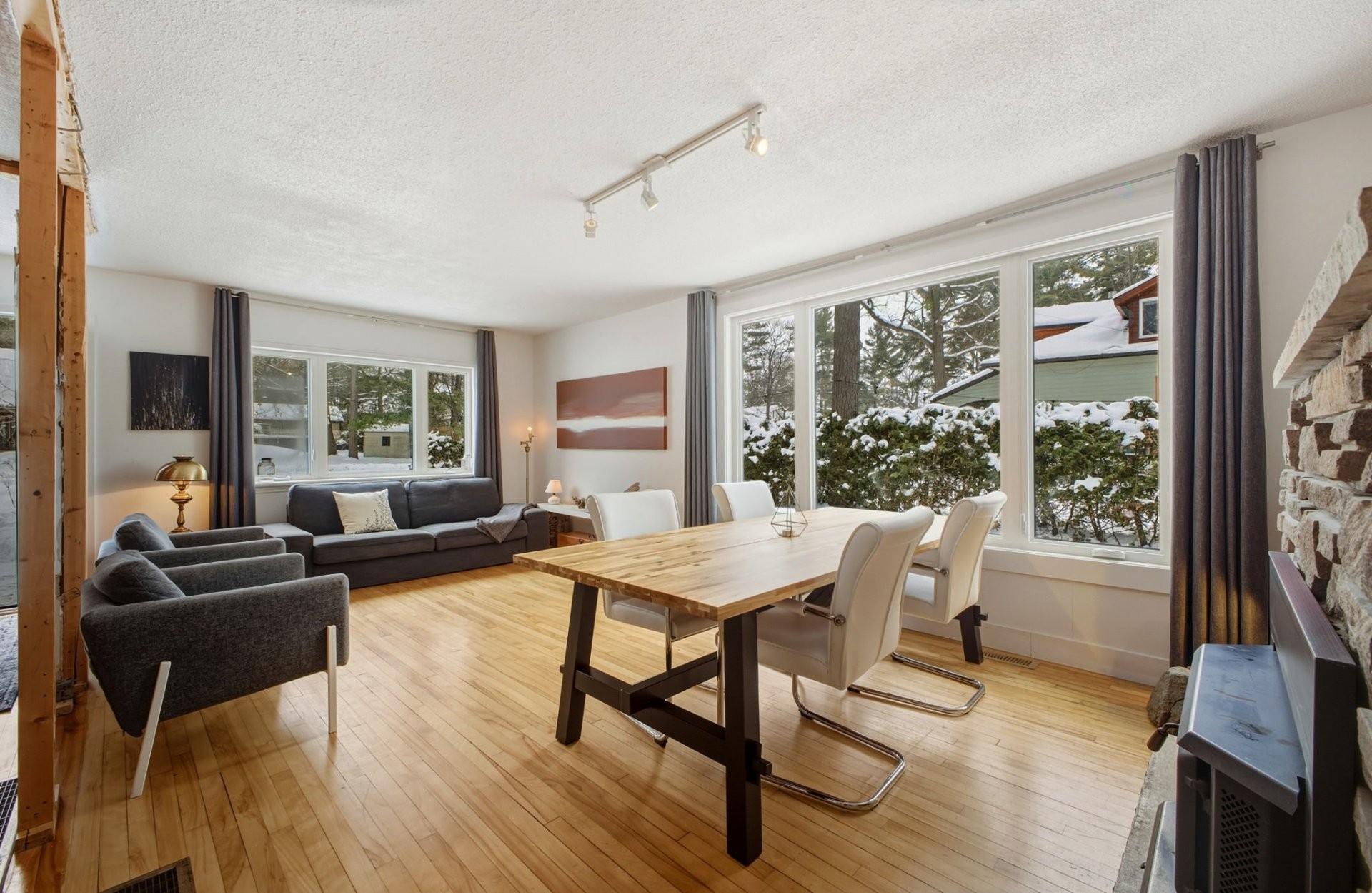 









33


Rue Saratoga

,
Gatineau (Aylmer),




QC
J9H4A3

