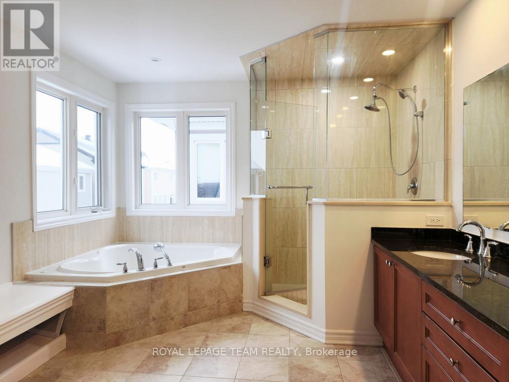 












113 LILY POND STREET

,
Ottawa,




Ontario
K2M0J3

