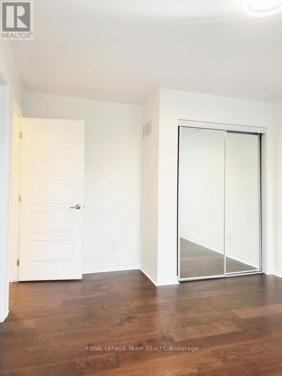 












113 LILY POND STREET

,
Ottawa,




Ontario
K2M0J3

