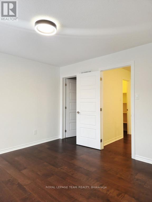 












113 LILY POND STREET

,
Ottawa,




Ontario
K2M0J3

