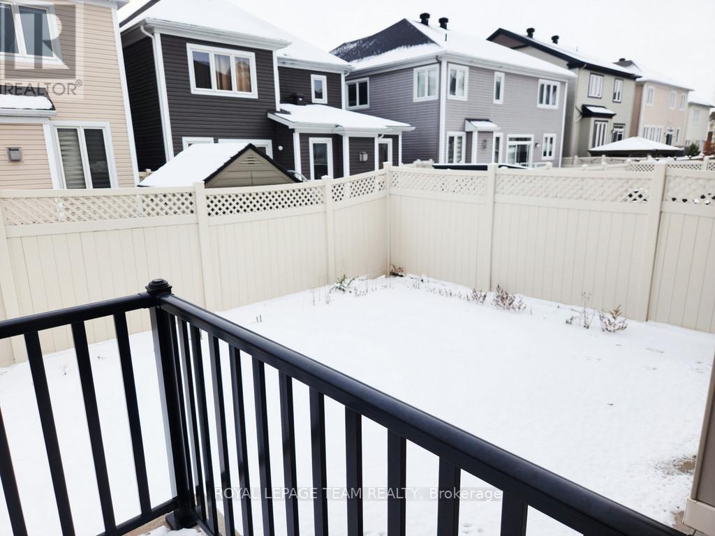 












113 LILY POND STREET

,
Ottawa,




Ontario
K2M0J3

