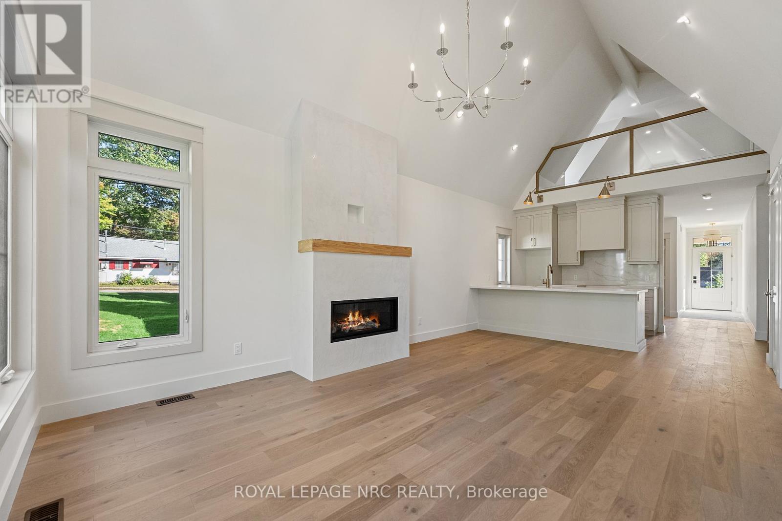 












4058 GLENSPRING ROAD

,
Fort Erie (Crystal Beach),




Ontario
L0S1B0

