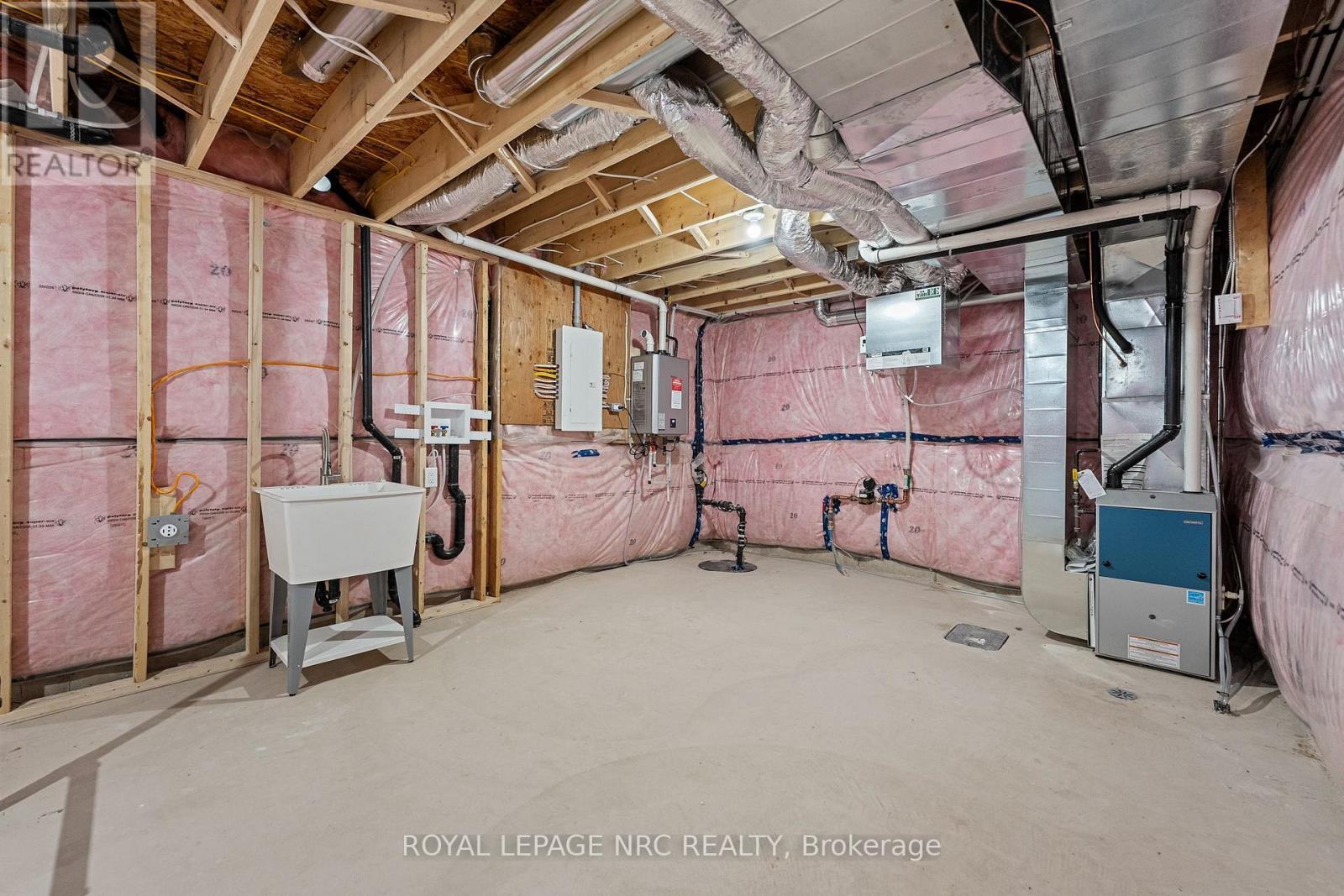 












4058 GLENSPRING ROAD

,
Fort Erie (Crystal Beach),




Ontario
L0S1B0

