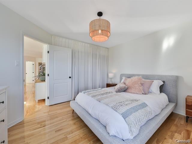 









240


Rue de la Presqu'île

,
Charlemagne,




QC
J5Z4B3

