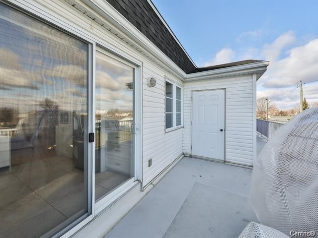 









240


Rue de la Presqu'île

,
Charlemagne,




QC
J5Z4B3

