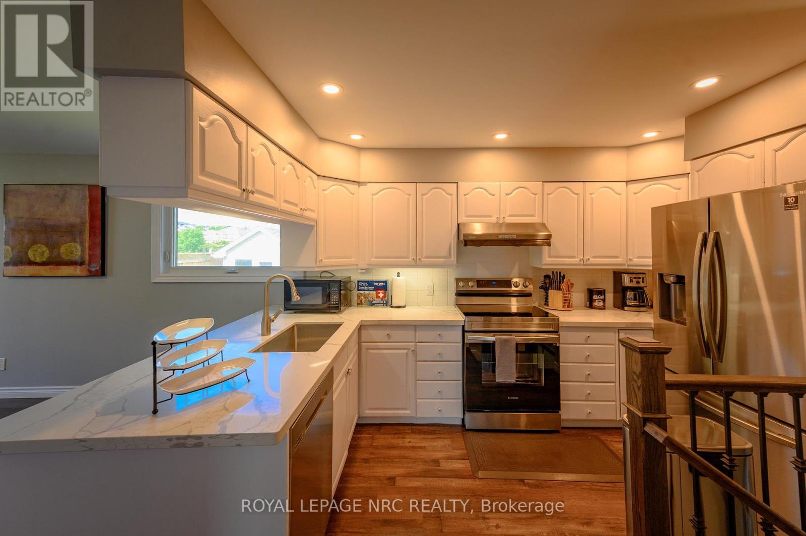 












146 FOUR MILE CREEK ROAD

,
Niagara-on-the-Lake (St. Davids),




Ontario
L0S1J0

