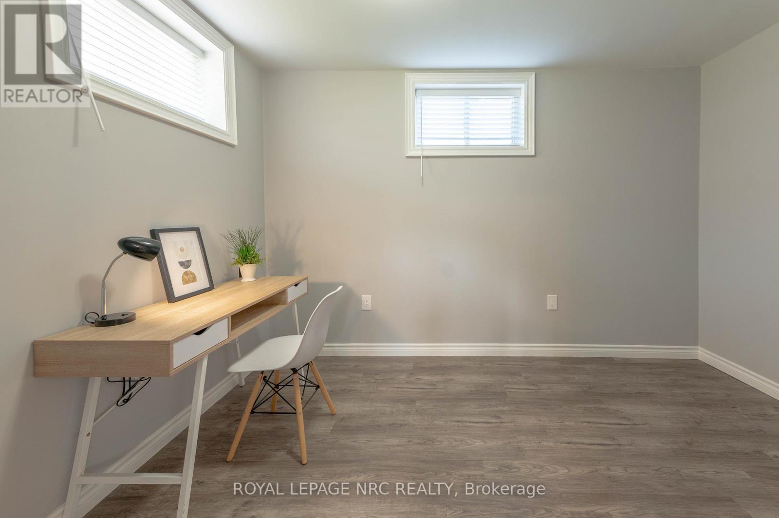 












146 FOUR MILE CREEK ROAD

,
Niagara-on-the-Lake (St. Davids),




Ontario
L0S1J0

