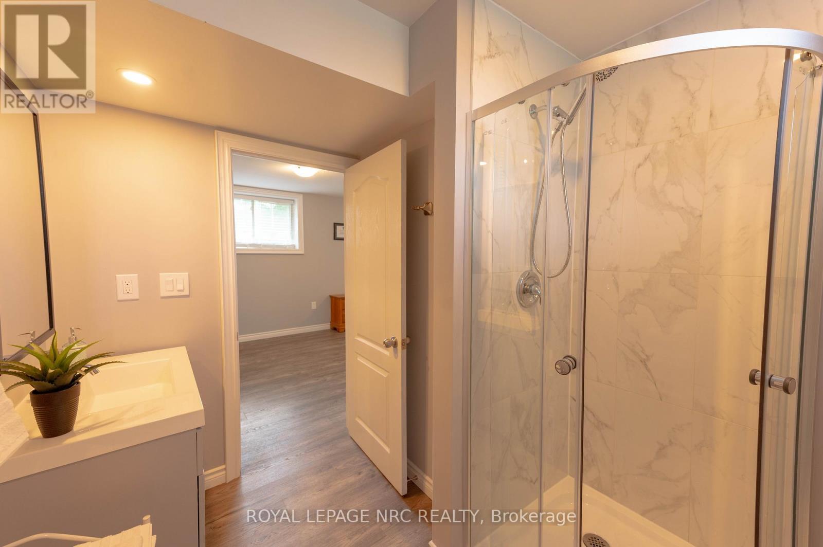 












146 FOUR MILE CREEK ROAD

,
Niagara-on-the-Lake (St. Davids),




Ontario
L0S1J0

