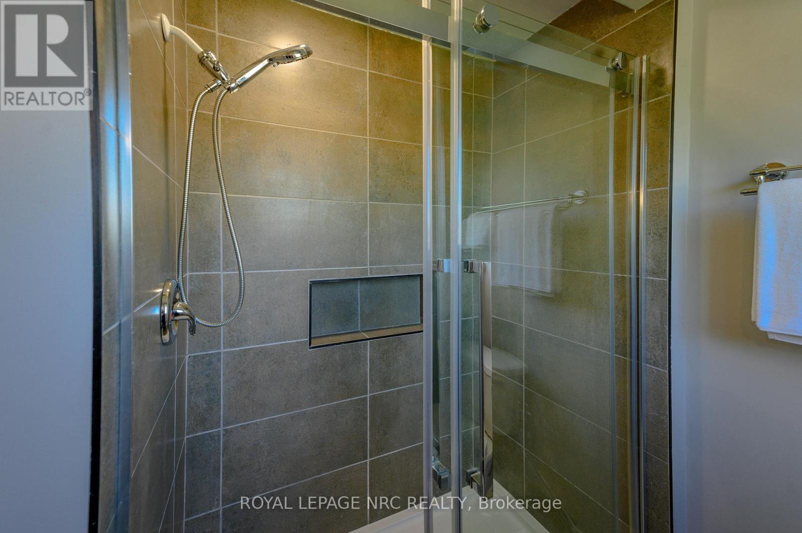 












146 FOUR MILE CREEK ROAD

,
Niagara-on-the-Lake (St. Davids),




Ontario
L0S1J0

