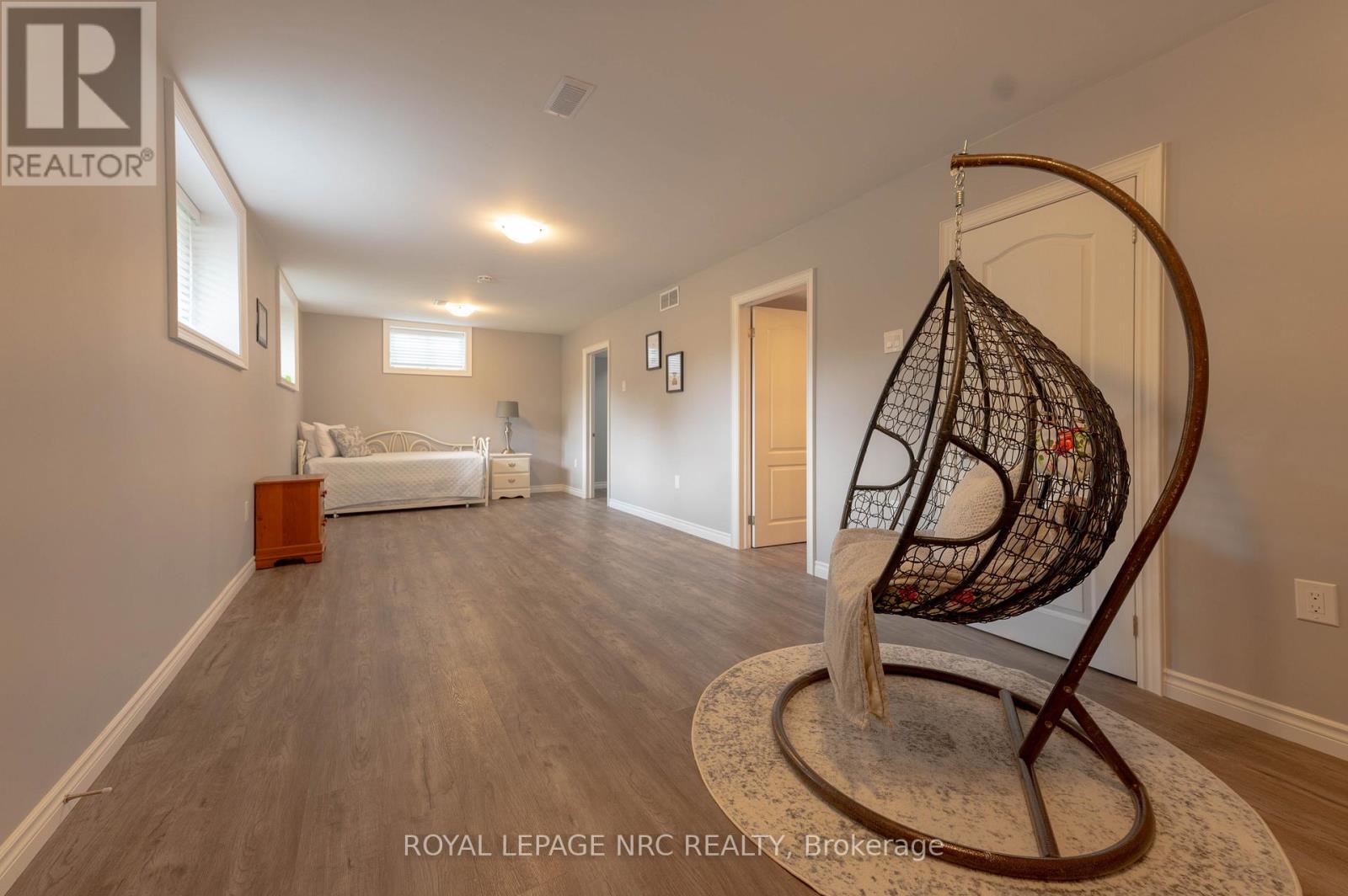 












146 FOUR MILE CREEK ROAD

,
Niagara-on-the-Lake (St. Davids),




Ontario
L0S1J0

