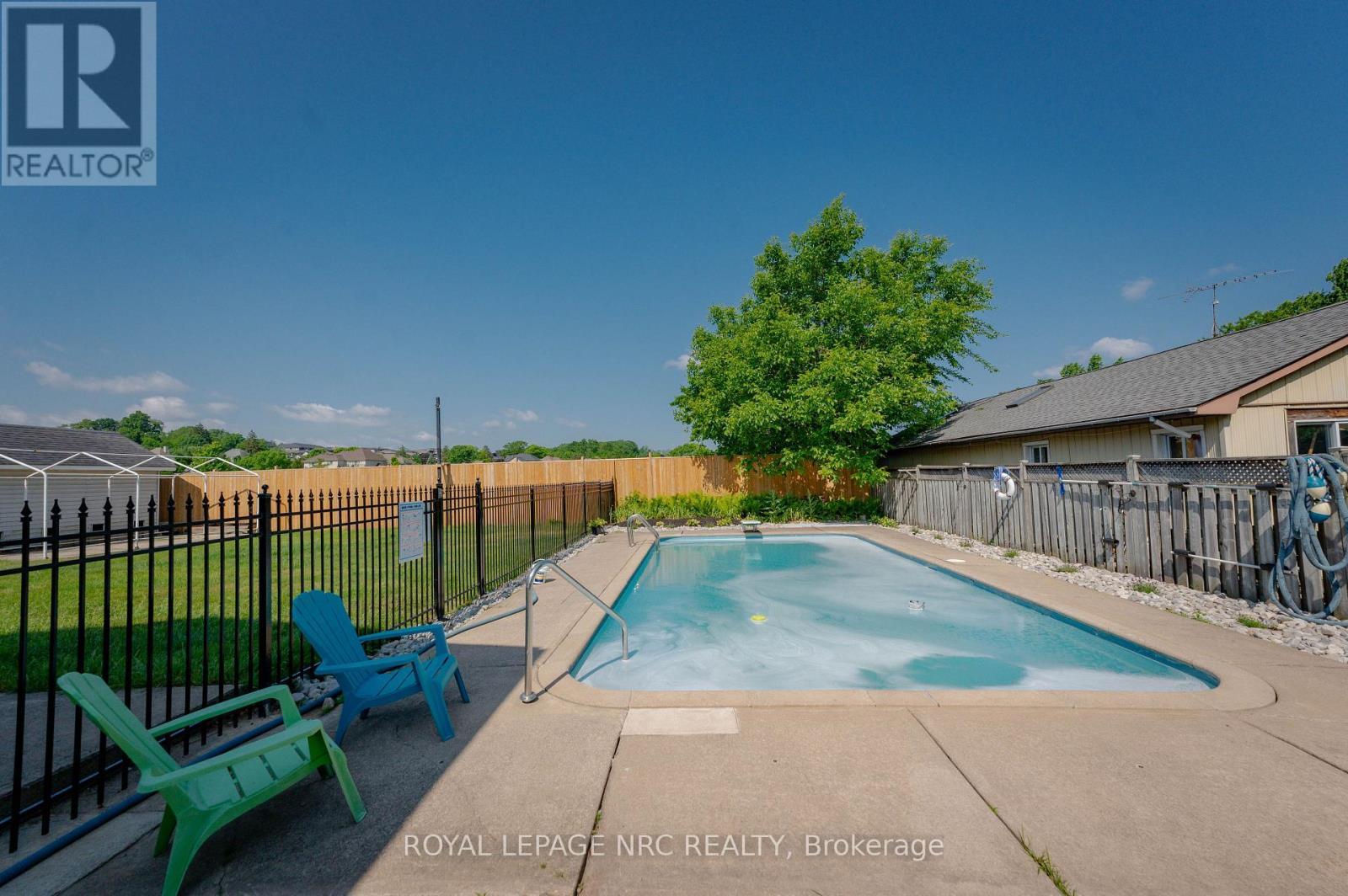 












146 FOUR MILE CREEK ROAD

,
Niagara-on-the-Lake (St. Davids),




Ontario
L0S1J0

