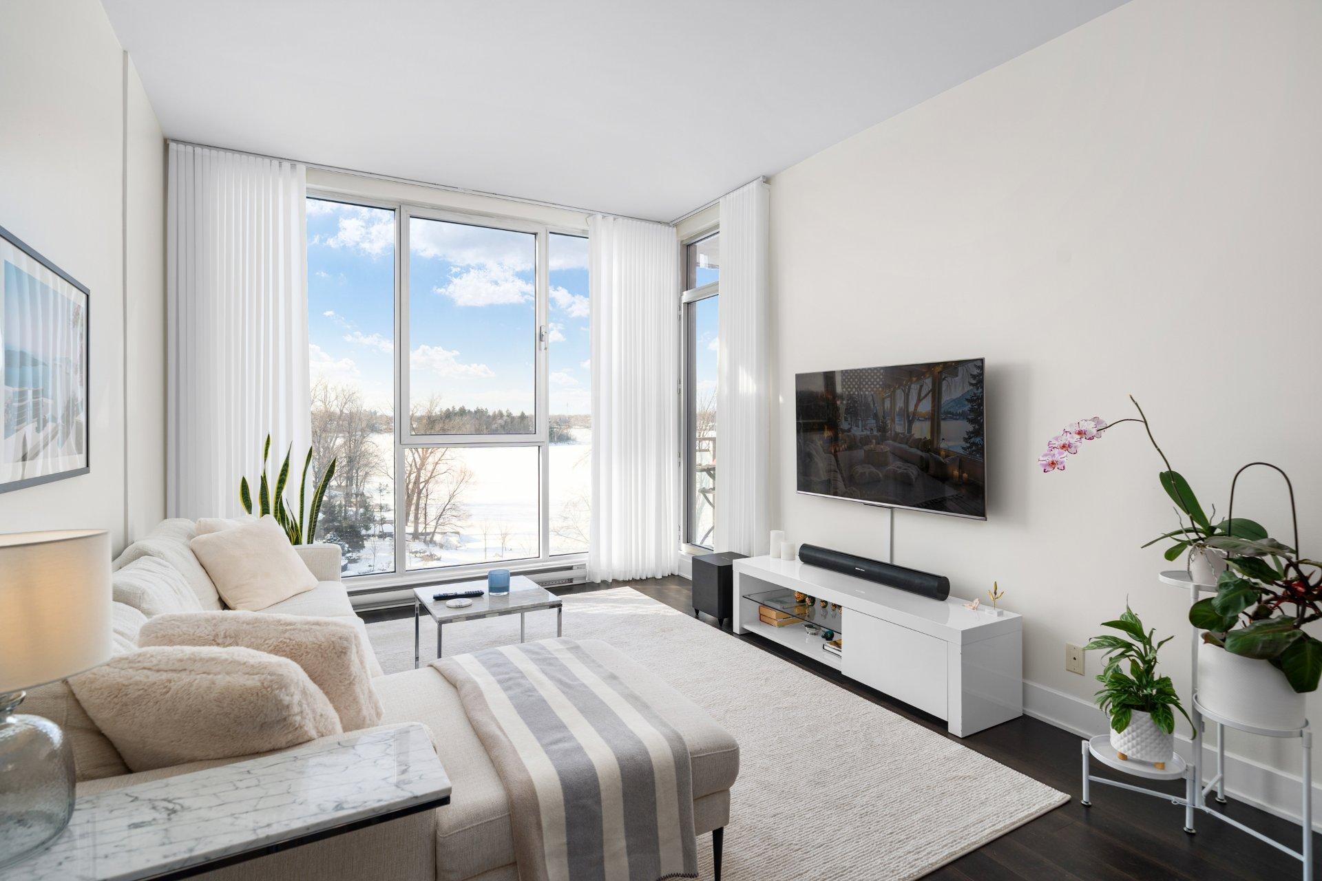 









14399


Boul. Gouin O.

, 608,
Montréal (Pierrefonds-Roxboro),




QC
H9H1A9

