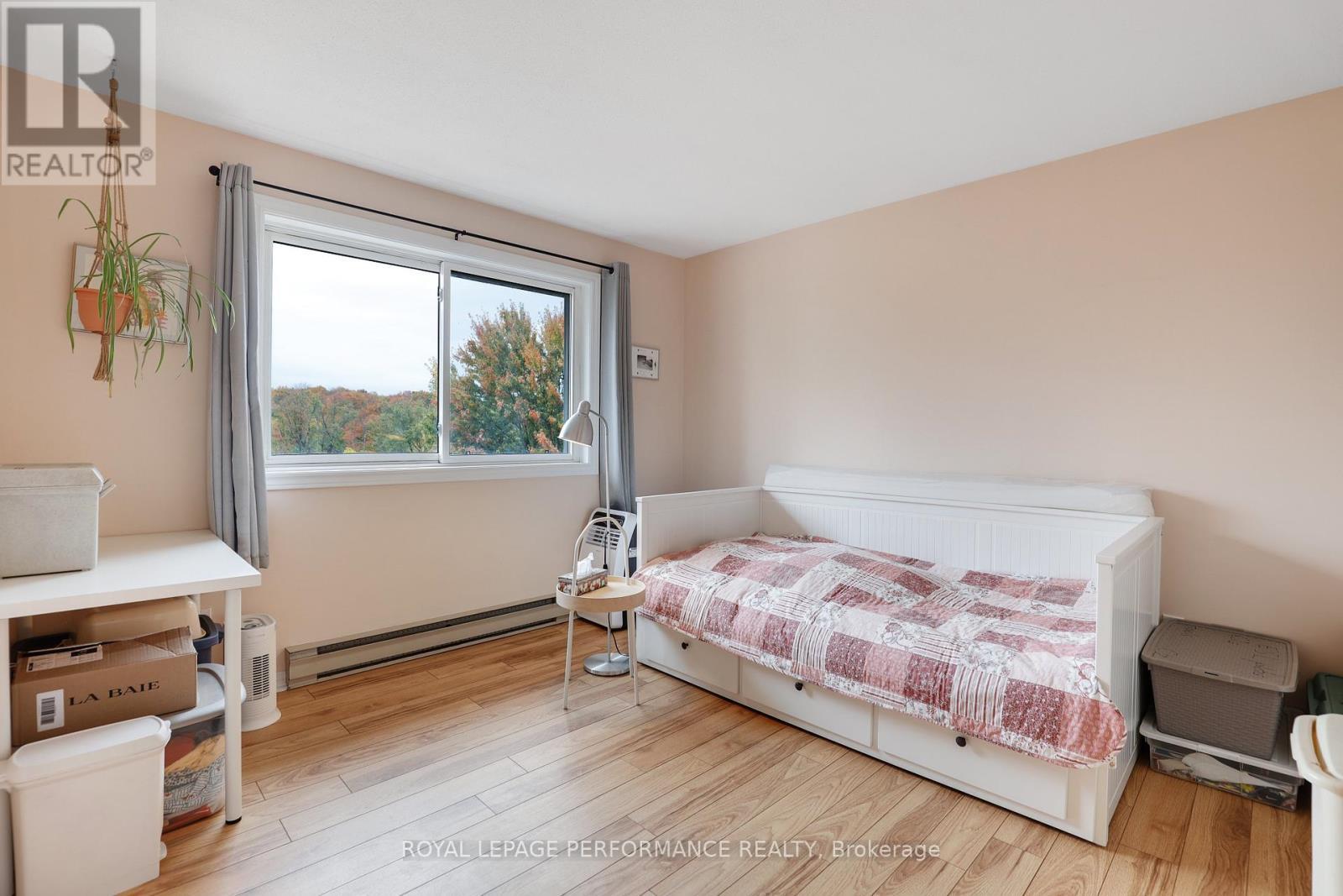 












412 - 280 BRITTANY DRIVE

,
Ottawa,




Ontario
K1K4M4

