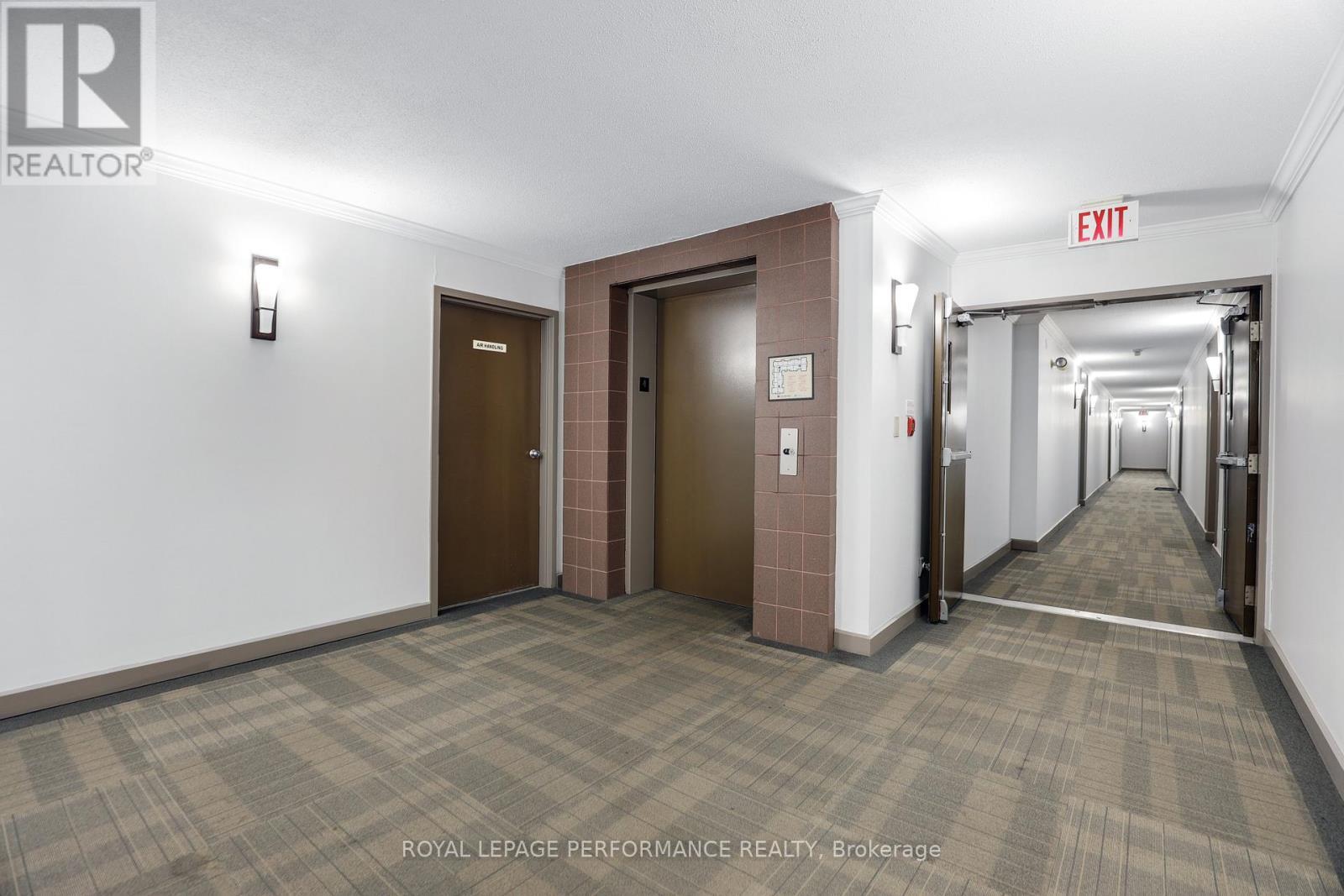 












412 - 280 BRITTANY DRIVE

,
Ottawa,




Ontario
K1K4M4

