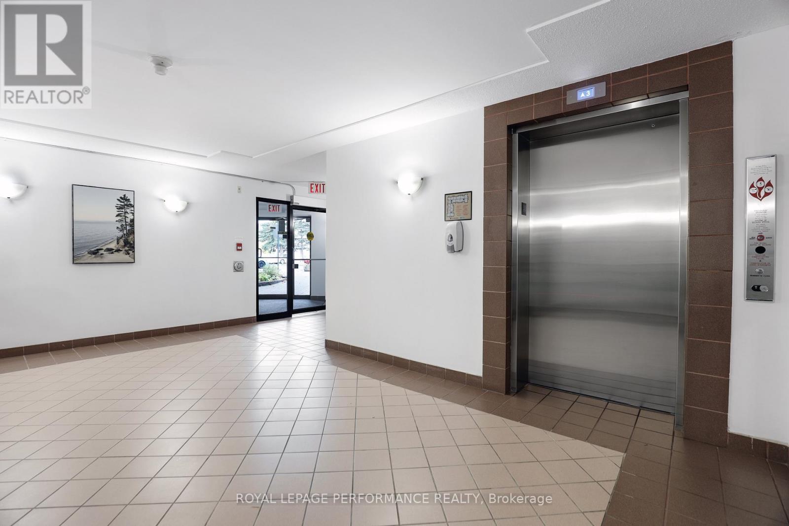 












412 - 280 BRITTANY DRIVE

,
Ottawa,




Ontario
K1K4M4

