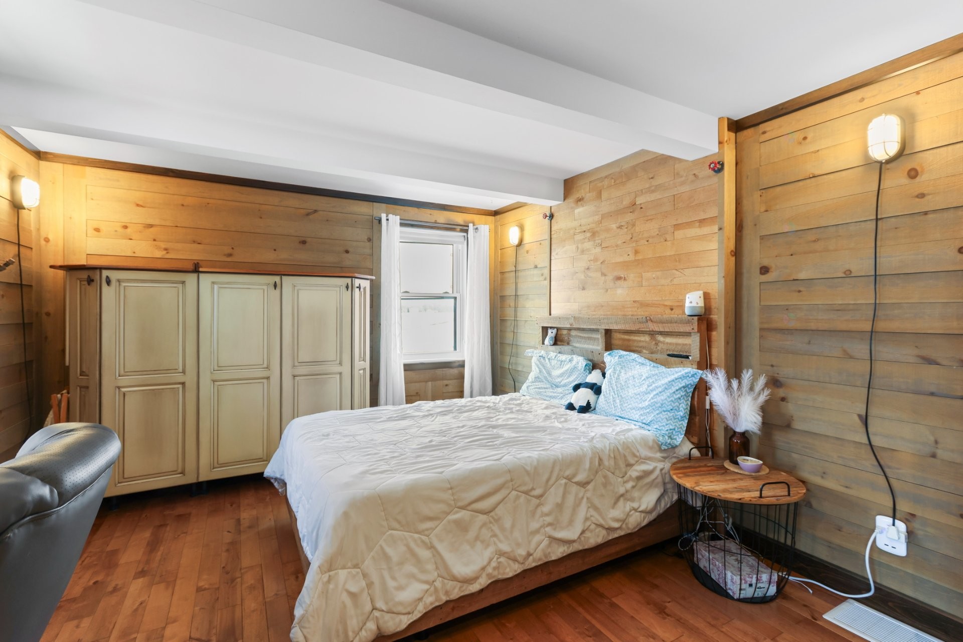 









671


Rg St-Régis N.

,
Saint-Constant,




QC
J5A0Y9


