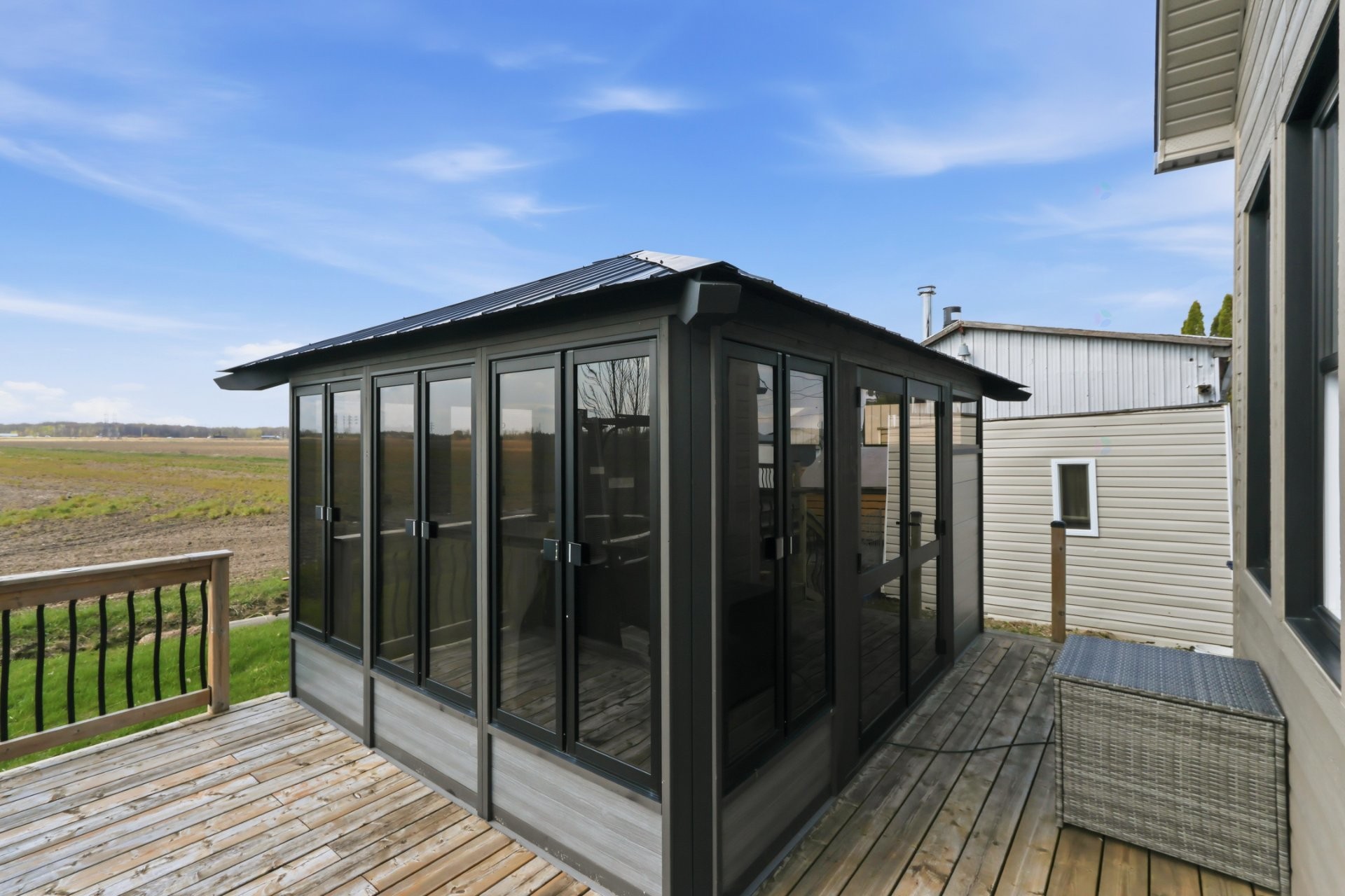 









671


Rg St-Régis N.

,
Saint-Constant,




QC
J5A0Y9

