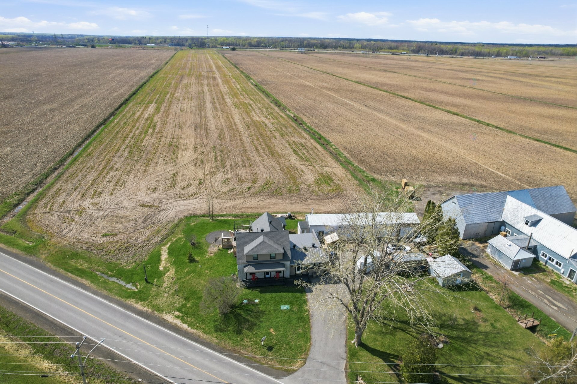 









671


Rg St-Régis N.

,
Saint-Constant,




QC
J5A0Y9

