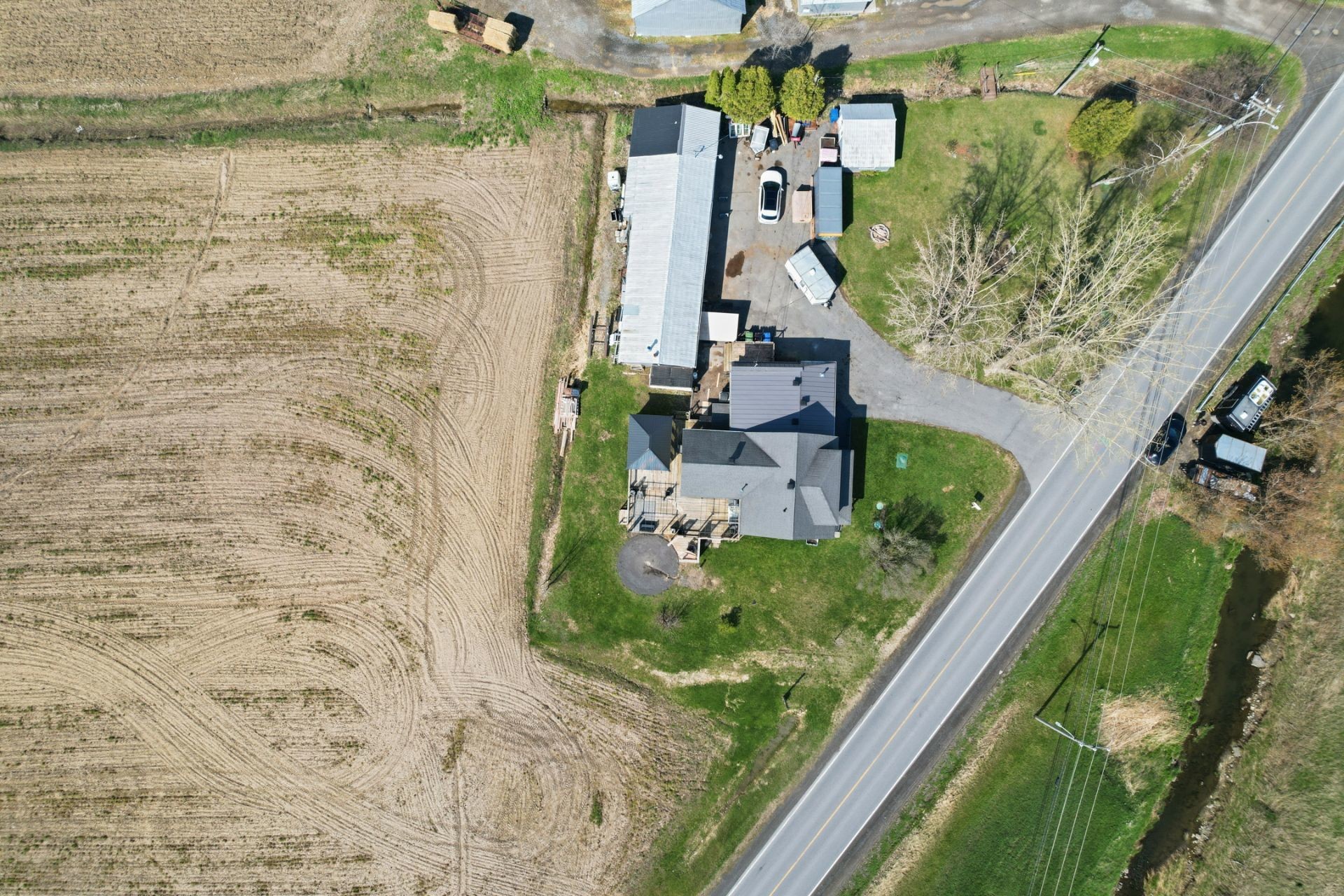 









671


Rg St-Régis N.

,
Saint-Constant,




QC
J5A0Y9

