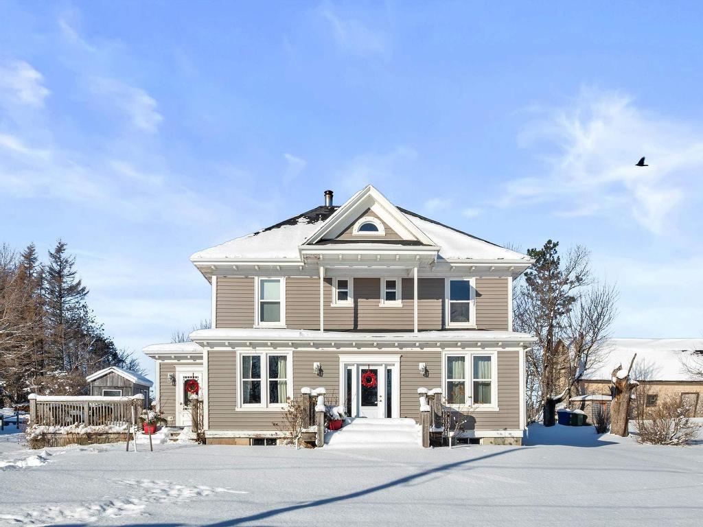 












2913 Inkerman Road

,
Breadalbane,




PE
C0B 1N0

