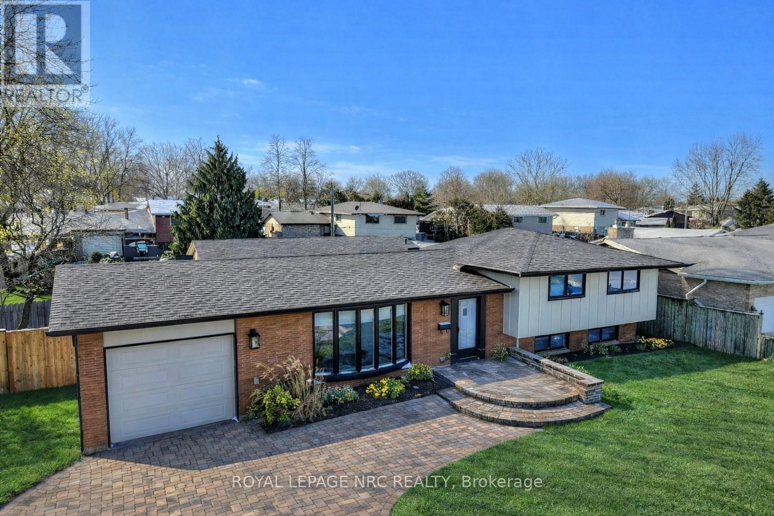 












8143 SARAH STREET

,
Niagara Falls (Chippawa),




Ontario
L2G6T9

