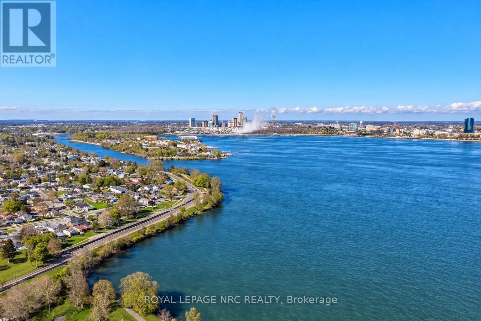 












8143 SARAH STREET

,
Niagara Falls (Chippawa),




Ontario
L2G6T9

