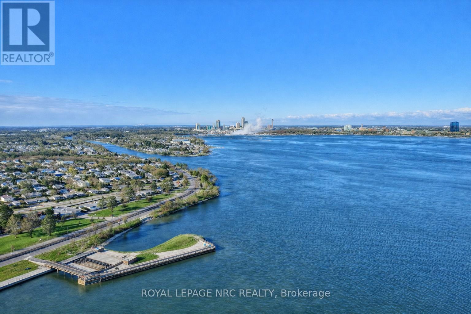 












8143 SARAH STREET

,
Niagara Falls (Chippawa),




Ontario
L2G6T9

