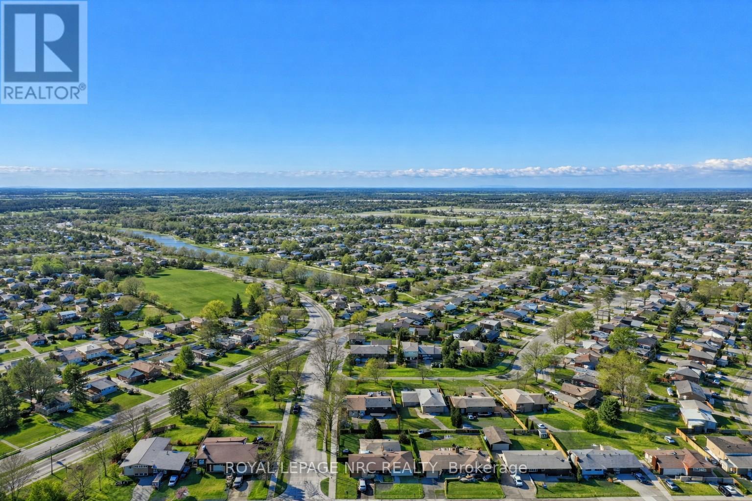 












8143 SARAH STREET

,
Niagara Falls (Chippawa),




Ontario
L2G6T9

