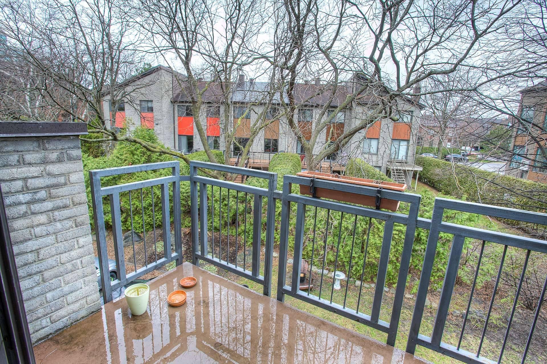 









155


Rue Terry-Fox

,
Montréal (Verdun/Île-des-Soeurs),




QC
H1S1M3

