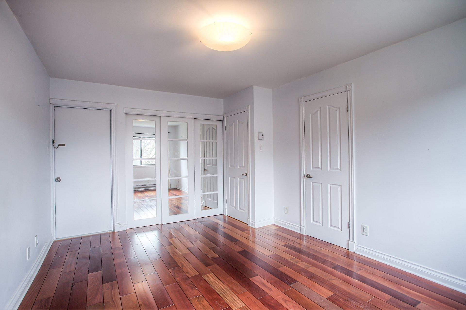 









155


Rue Terry-Fox

,
Montréal (Verdun/Île-des-Soeurs),




QC
H1S1M3

