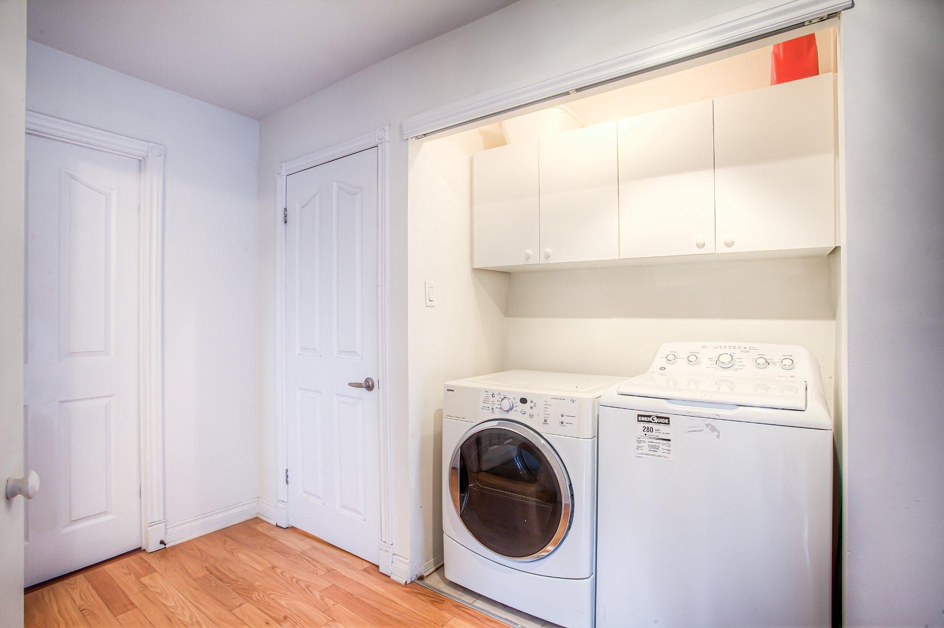 









155


Rue Terry-Fox

,
Montréal (Verdun/Île-des-Soeurs),




QC
H1S1M3

