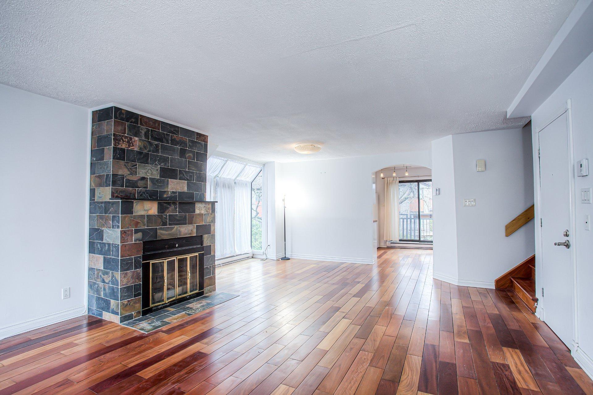 









155


Rue Terry-Fox

,
Montréal (Verdun/Île-des-Soeurs),




QC
H1S1M3

