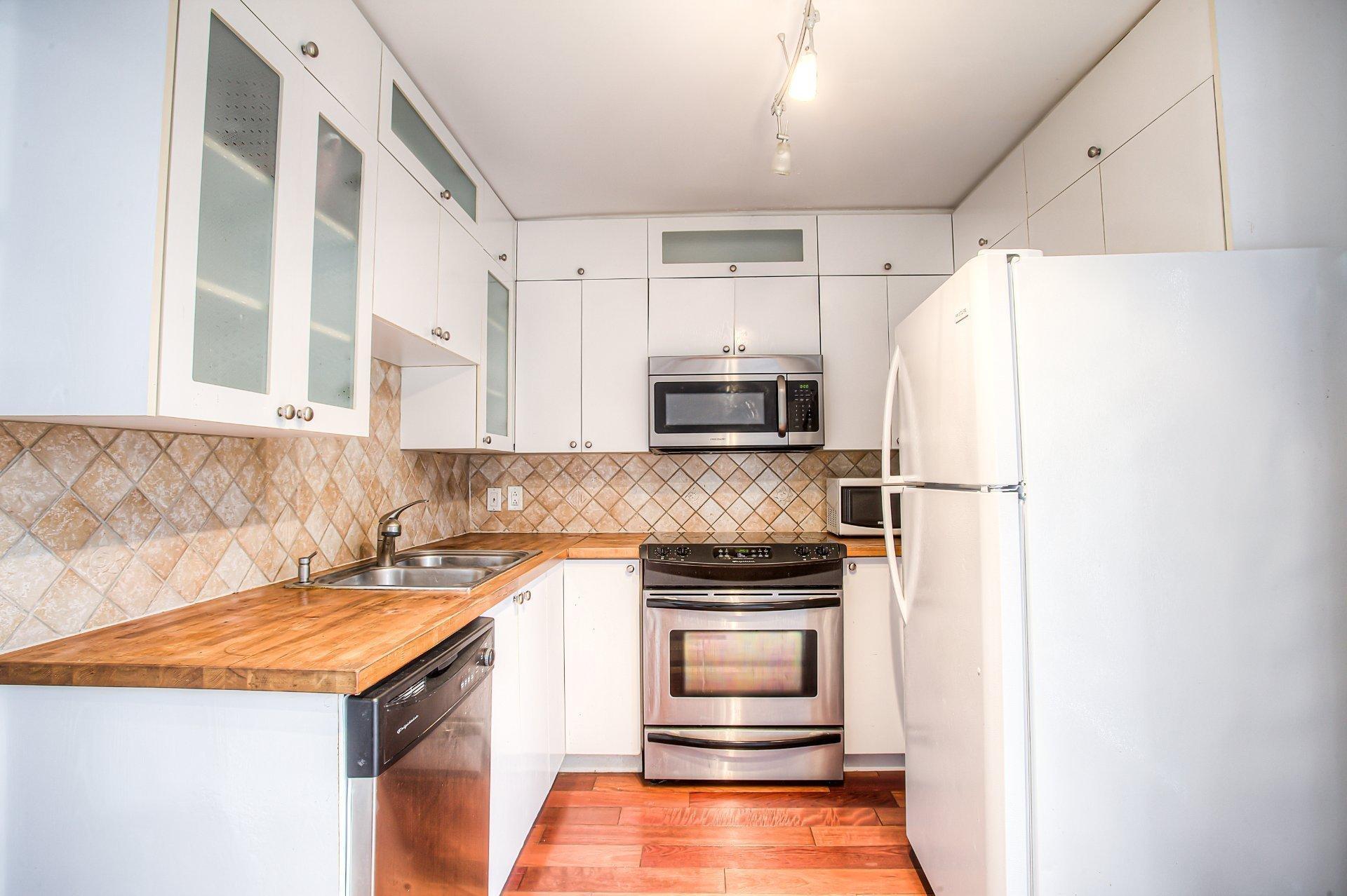 









155


Rue Terry-Fox

,
Montréal (Verdun/Île-des-Soeurs),




QC
H1S1M3

