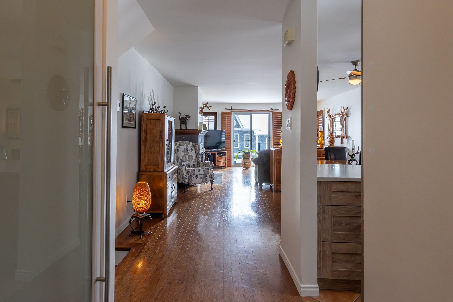 









512


Ch. de Bondville

, 1,
Lac-Brome,




QC
J0E1R0

