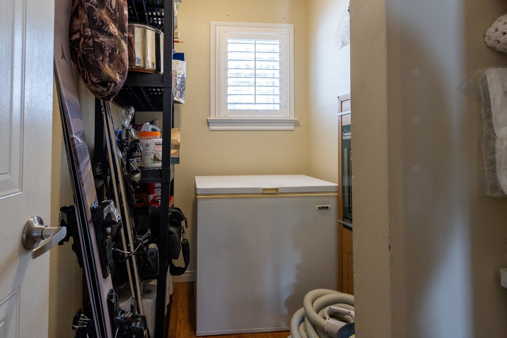 









512


Ch. de Bondville

, 1,
Lac-Brome,




QC
J0E1R0

