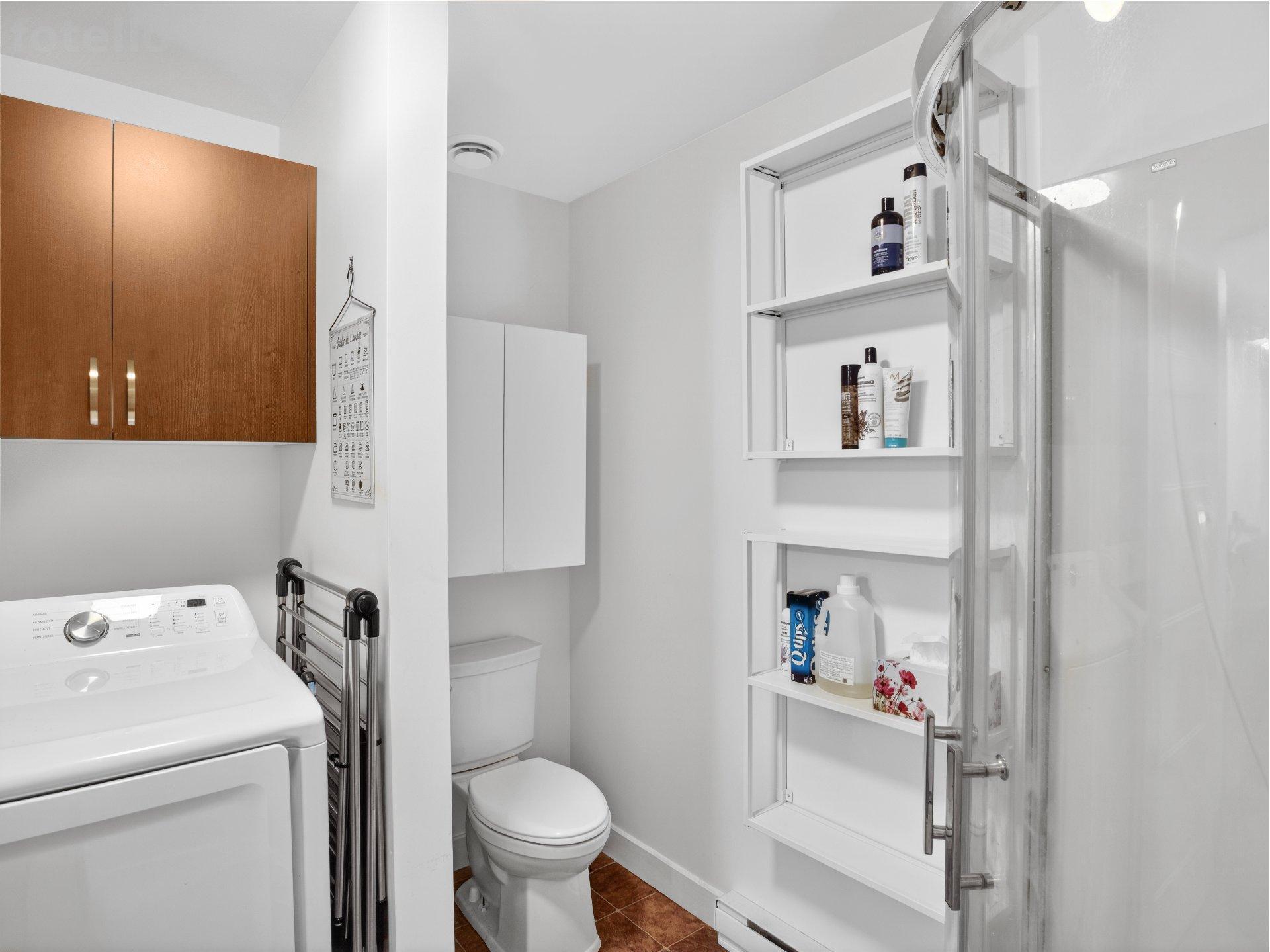 









829


Rue Hervé

,
Sherbrooke (Brompton/Rock Forest/Saint-Élie/Deauville),




QC
J1N1B1

