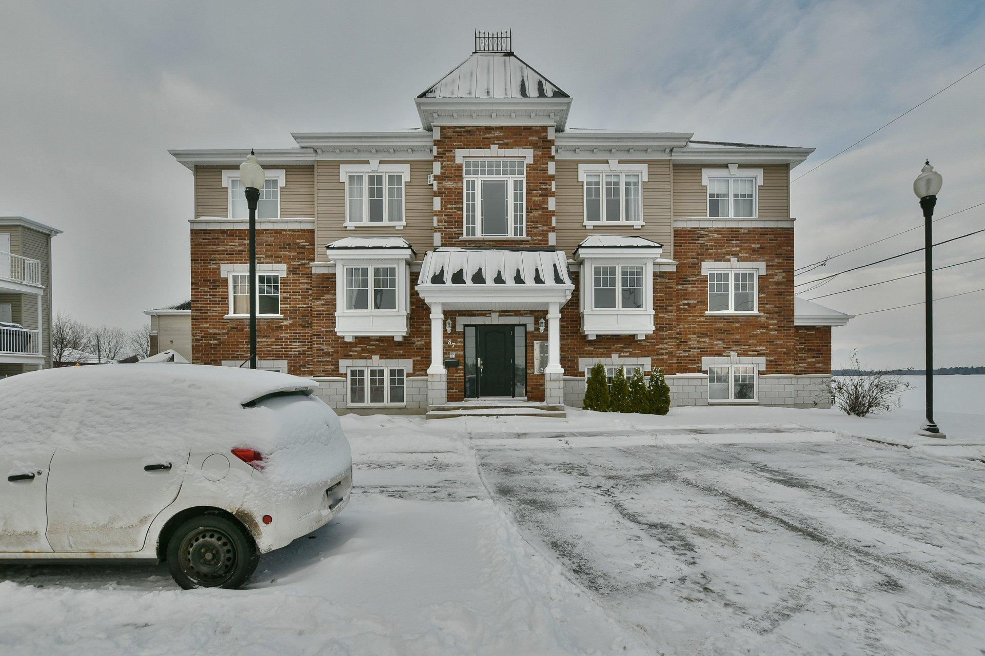









87


Mtée de St-Sulpice

, 202,
Saint-Sulpice,




QC
J5W0H2

