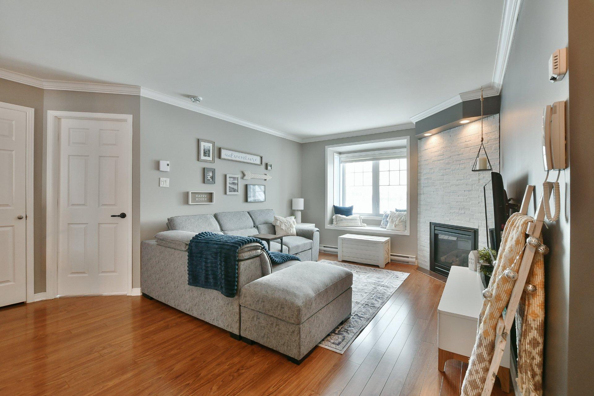 









87


Mtée de St-Sulpice

, 202,
Saint-Sulpice,




QC
J5W0H2

