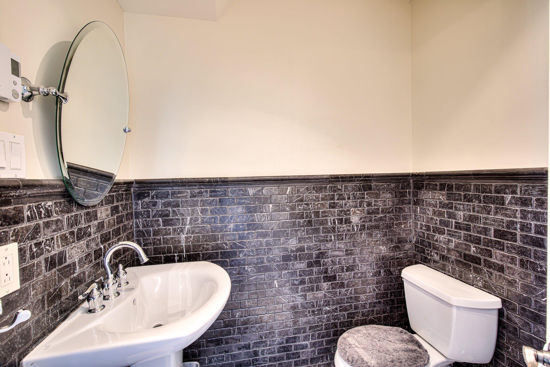 









2720


Rue du Manoir

,
Vaudreuil-Dorion,




QC
J7V8Y2

