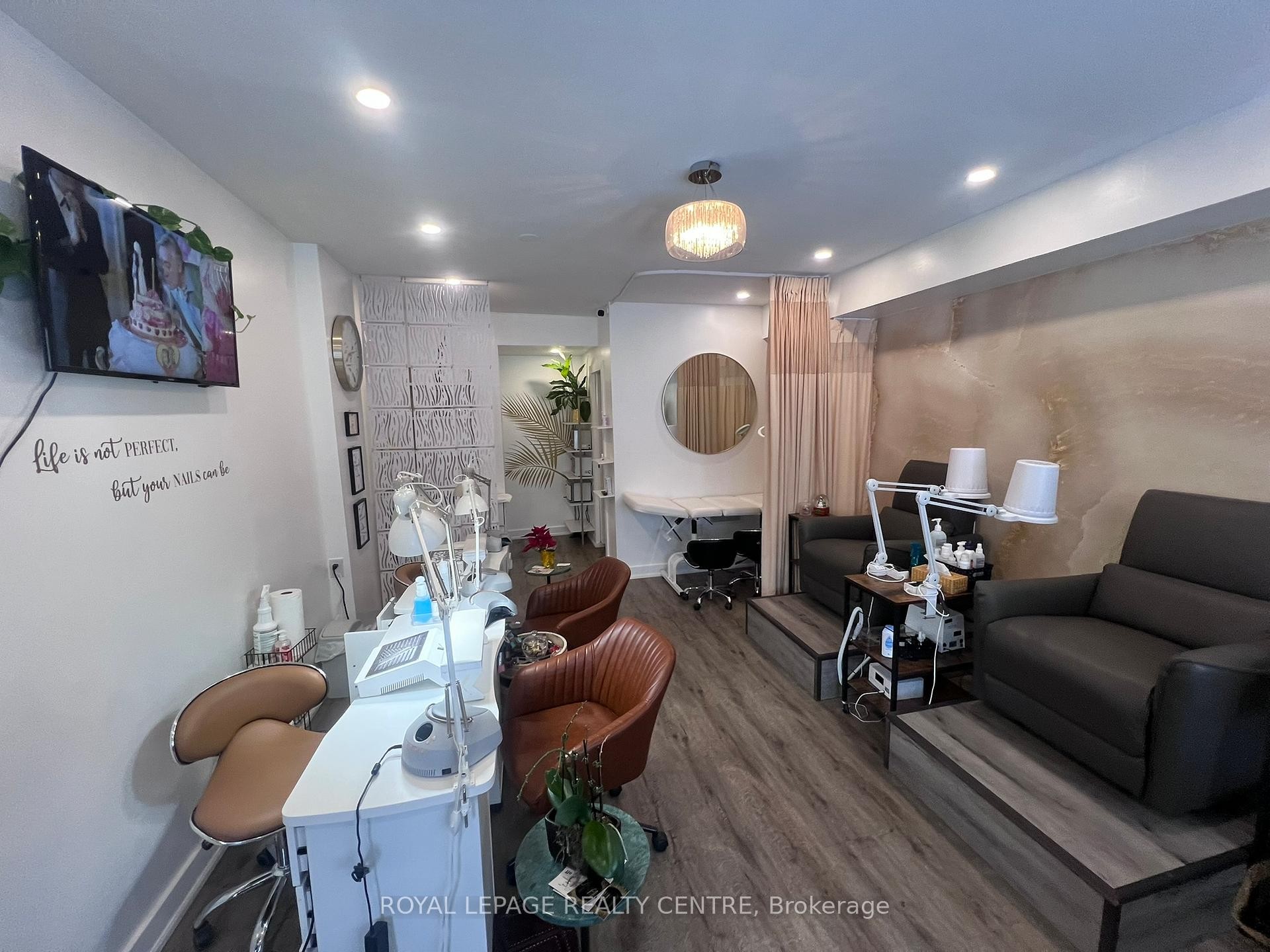 









745


Lakeshore

Road East,
Mississauga,




ON
L5E 1C6

