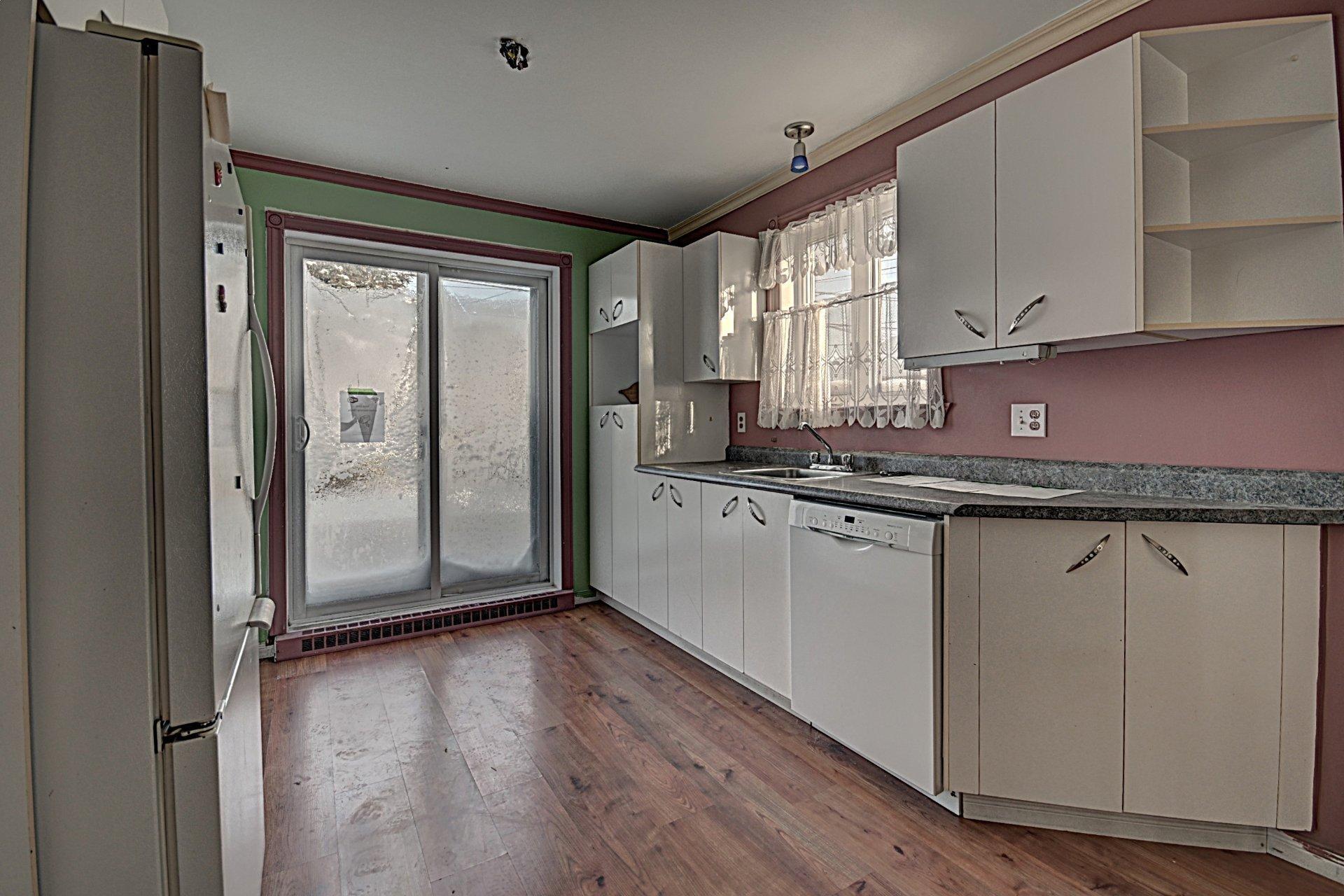 









142


Rue Jos-Monferrand

,
Québec (Beauport),




QC
G1C1K9

