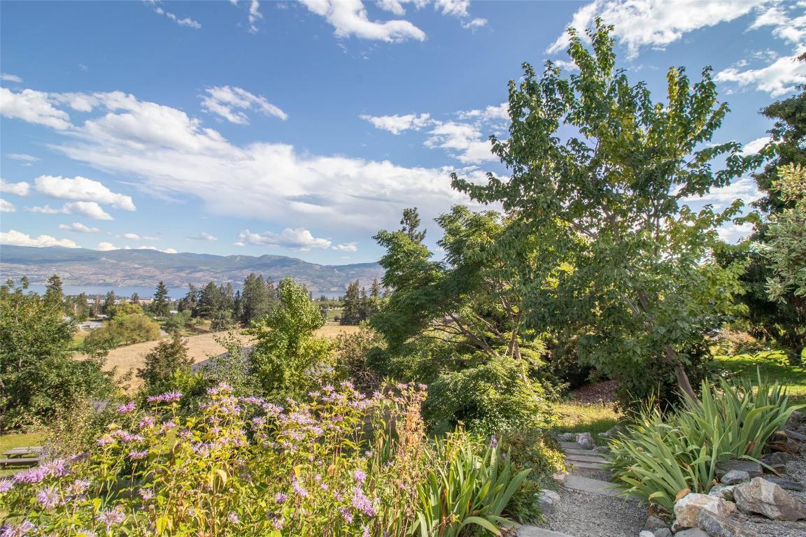 









2741


Sugosa

Place,
West Kelowna,




BC
V4T 2X3

