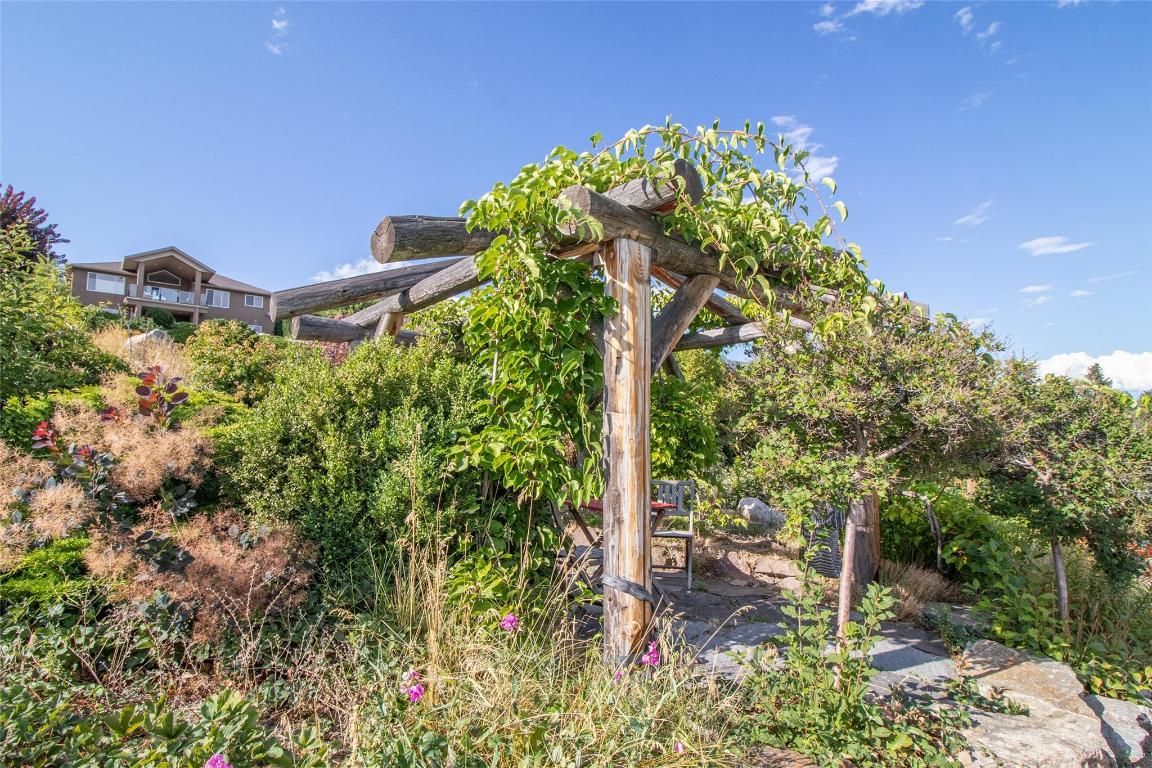 









2741


Sugosa

Place,
West Kelowna,




BC
V4T 2X3

