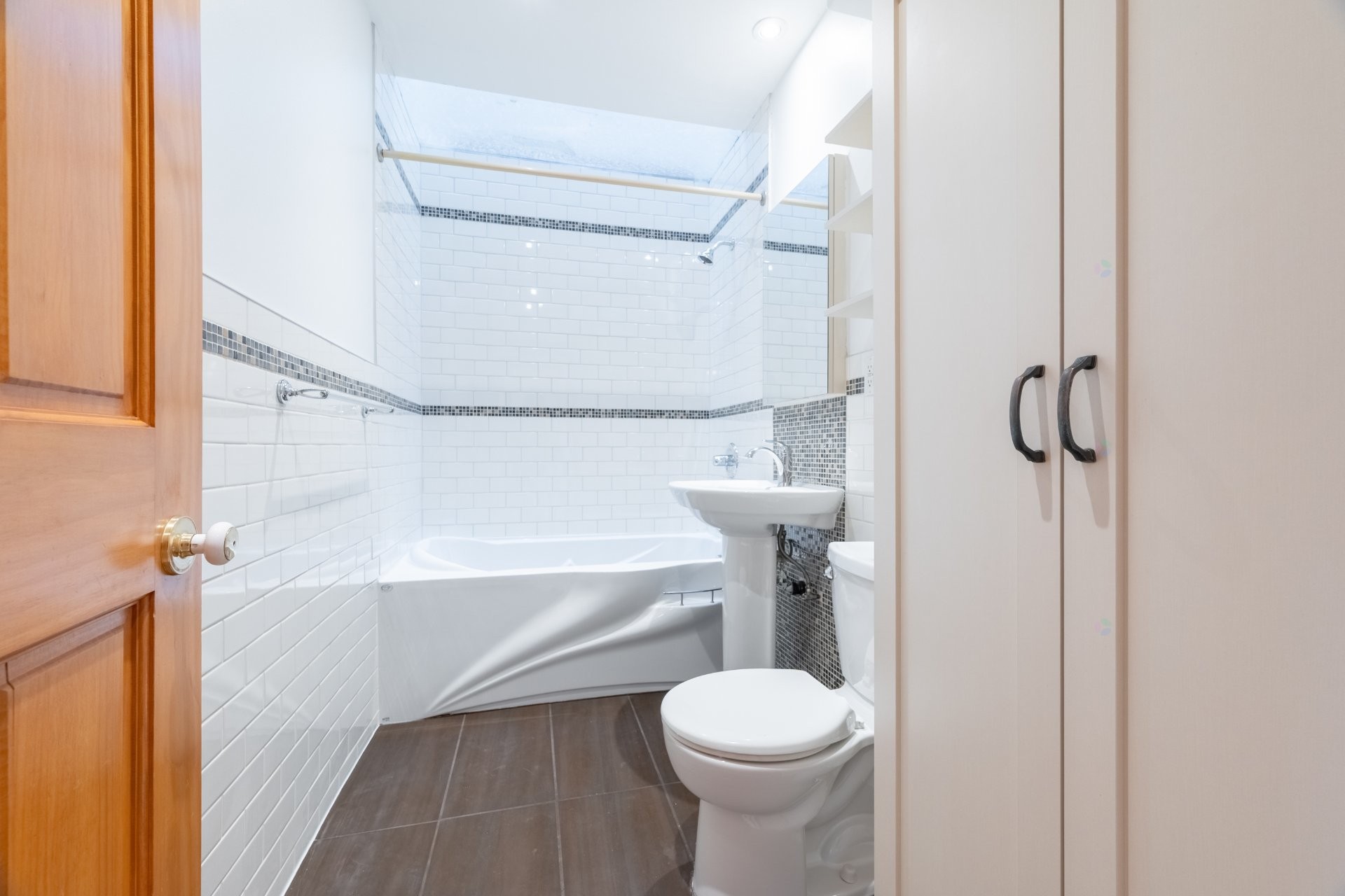 









2350

 - 2352


Rue French

,
Montréal (Mercier/Hochelaga-Maisonneuve),




QC
H1L4R7

