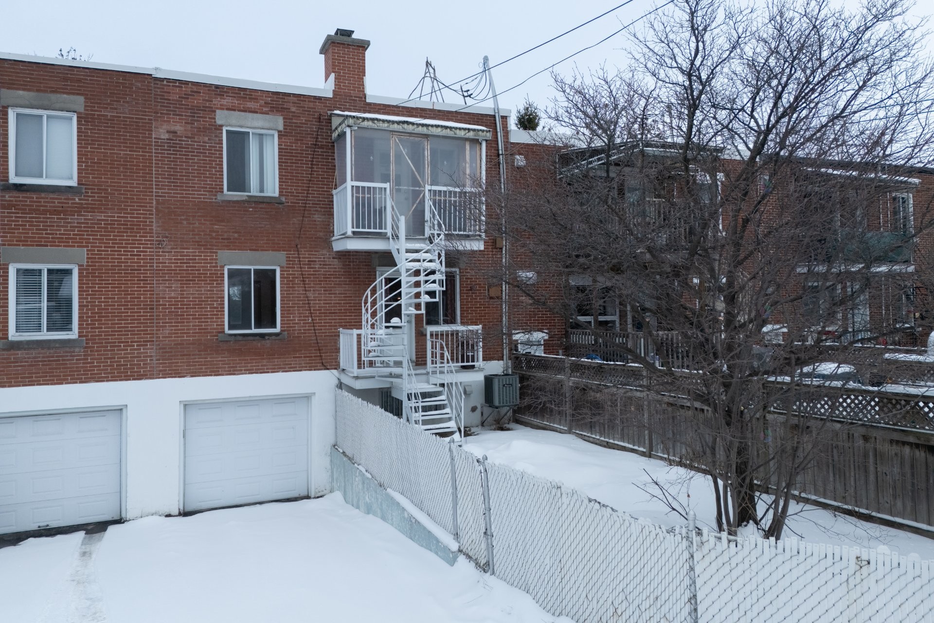 









2350

 - 2352


Rue French

,
Montréal (Mercier/Hochelaga-Maisonneuve),




QC
H1L4R7

