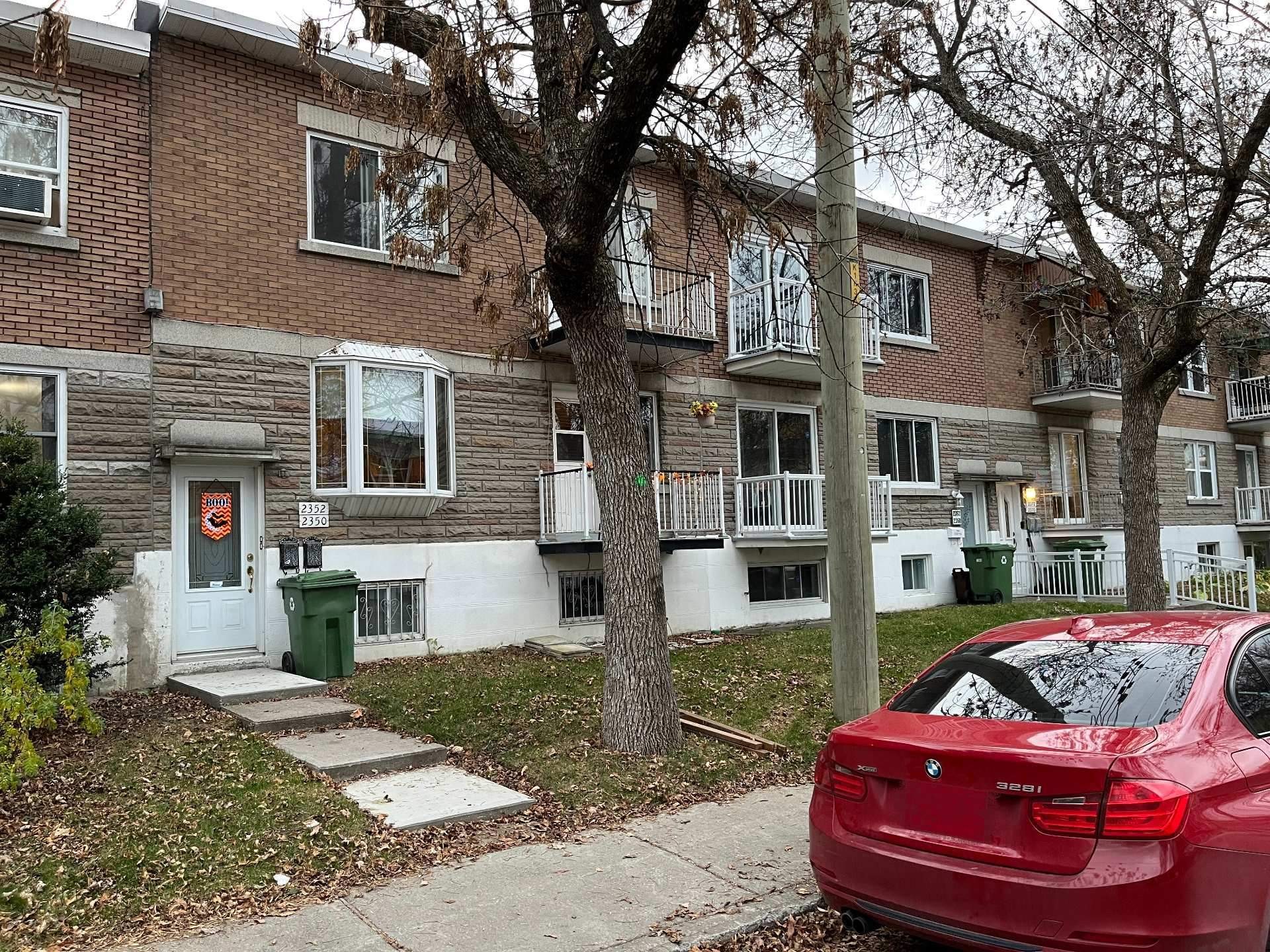 









2350

 - 2352


Rue French

,
Montréal (Mercier/Hochelaga-Maisonneuve),




QC
H1L4R7

