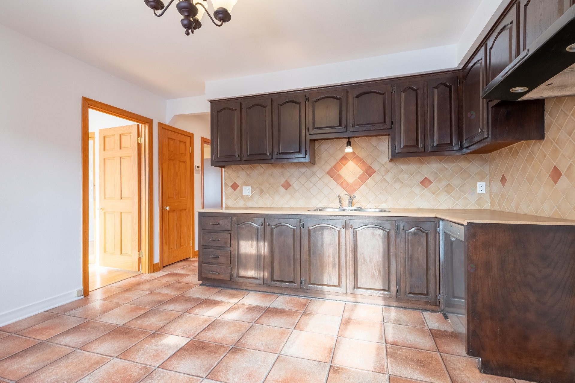 









2350

 - 2352


Rue French

,
Montréal (Mercier/Hochelaga-Maisonneuve),




QC
H1L4R7

