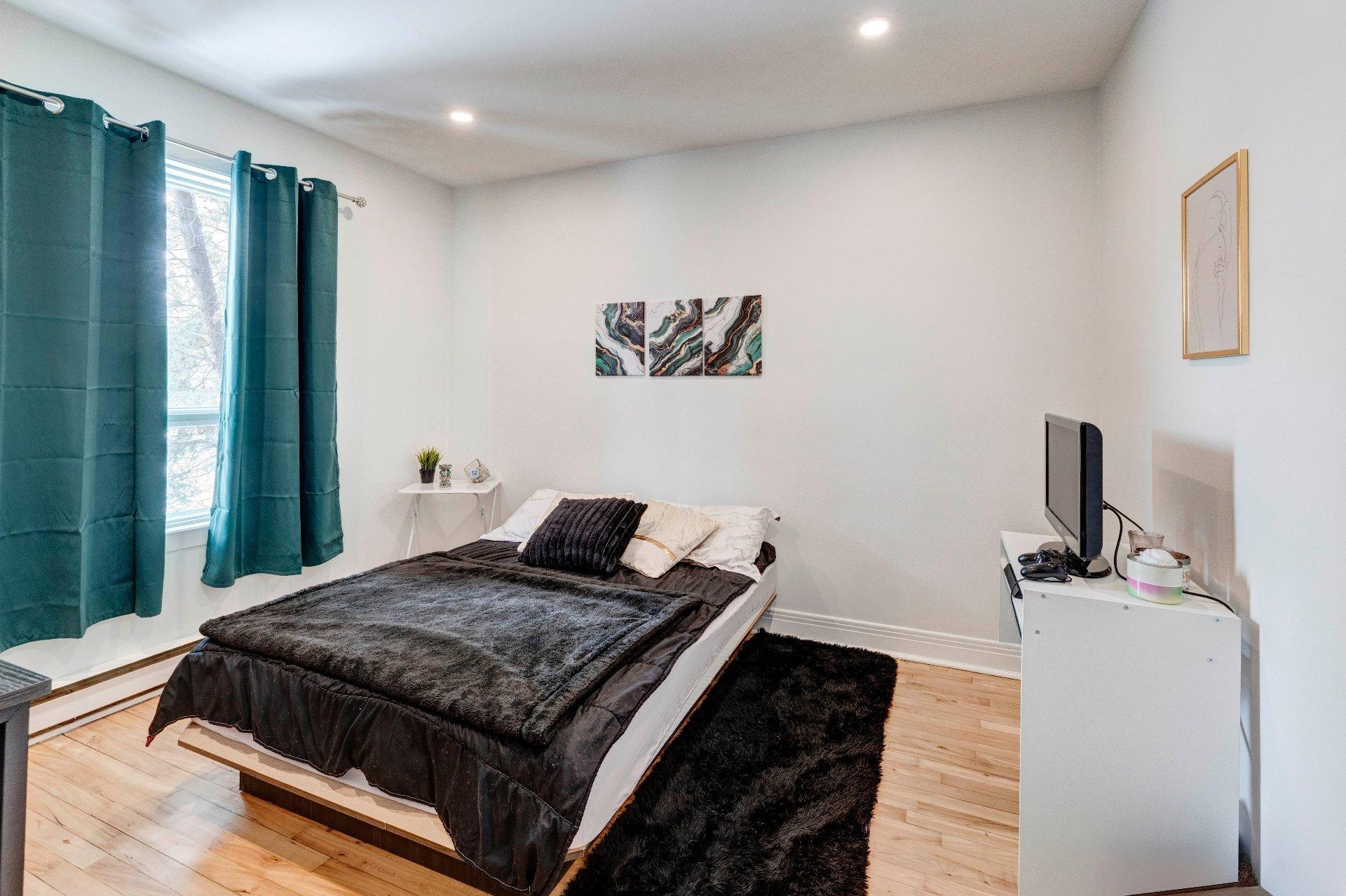 









260

 - 266


Rue Fortin

,
Saint-Jean-sur-Richelieu,




QC
J3B3M9

