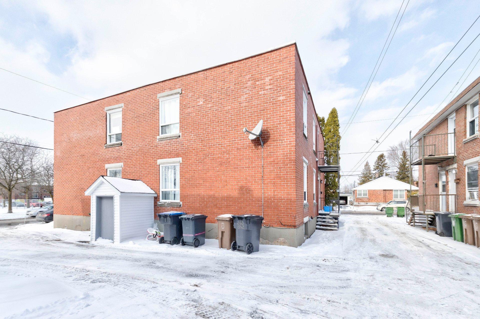 









260

 - 266


Rue Fortin

,
Saint-Jean-sur-Richelieu,




QC
J3B3M9

