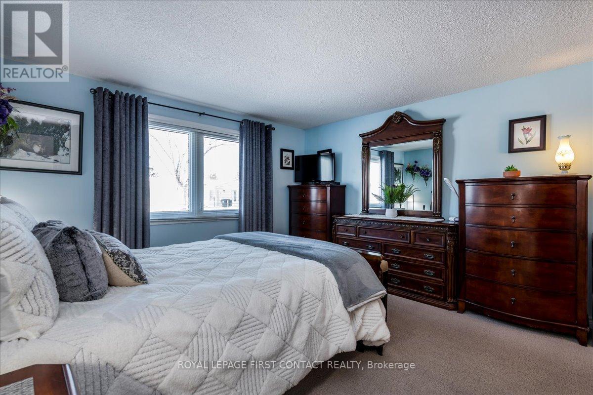 












5 TERRA NOVA ARM

,
Innisfil,




Ontario
L9S1S1

